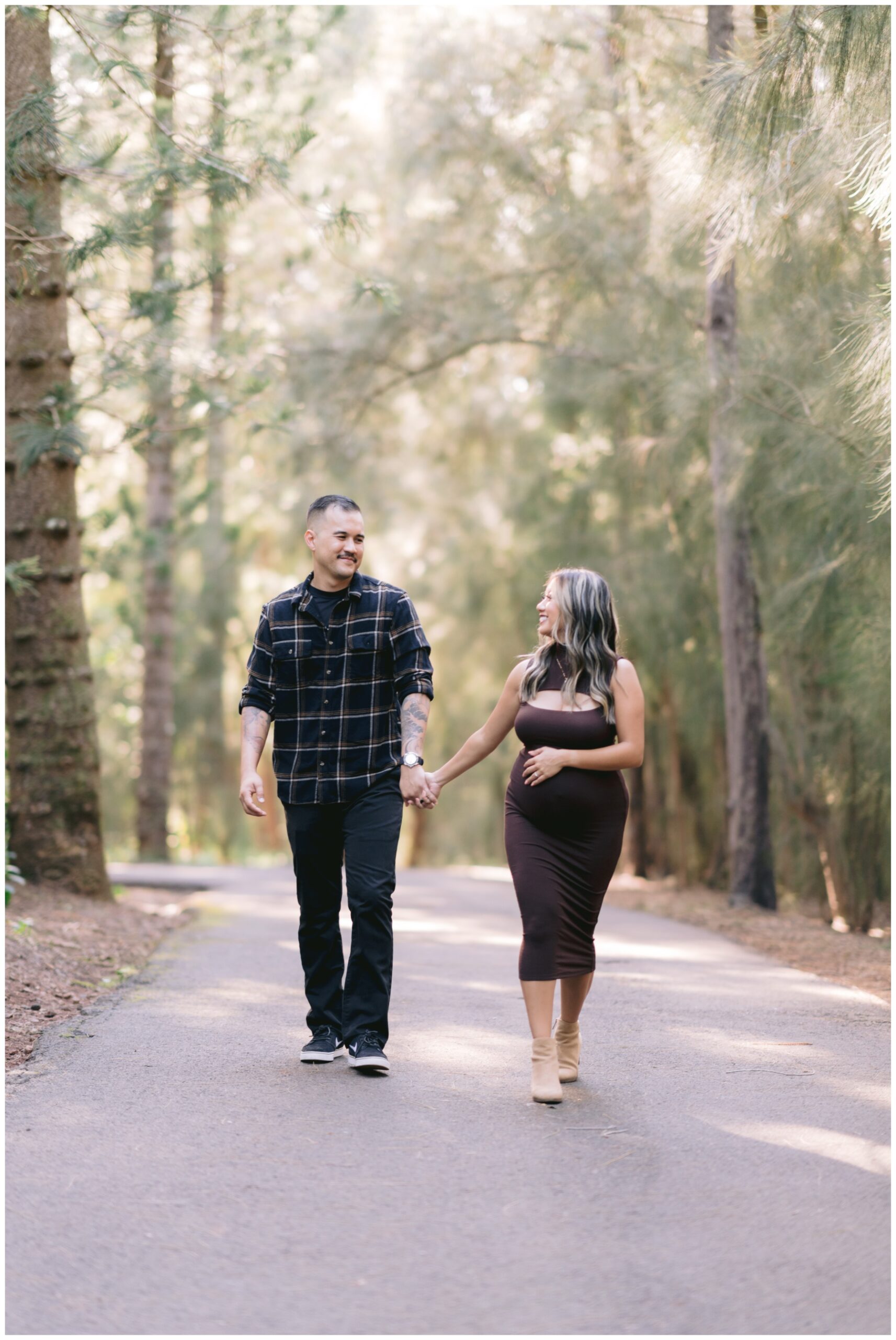 A Forest Maternity Session in Hawai'i